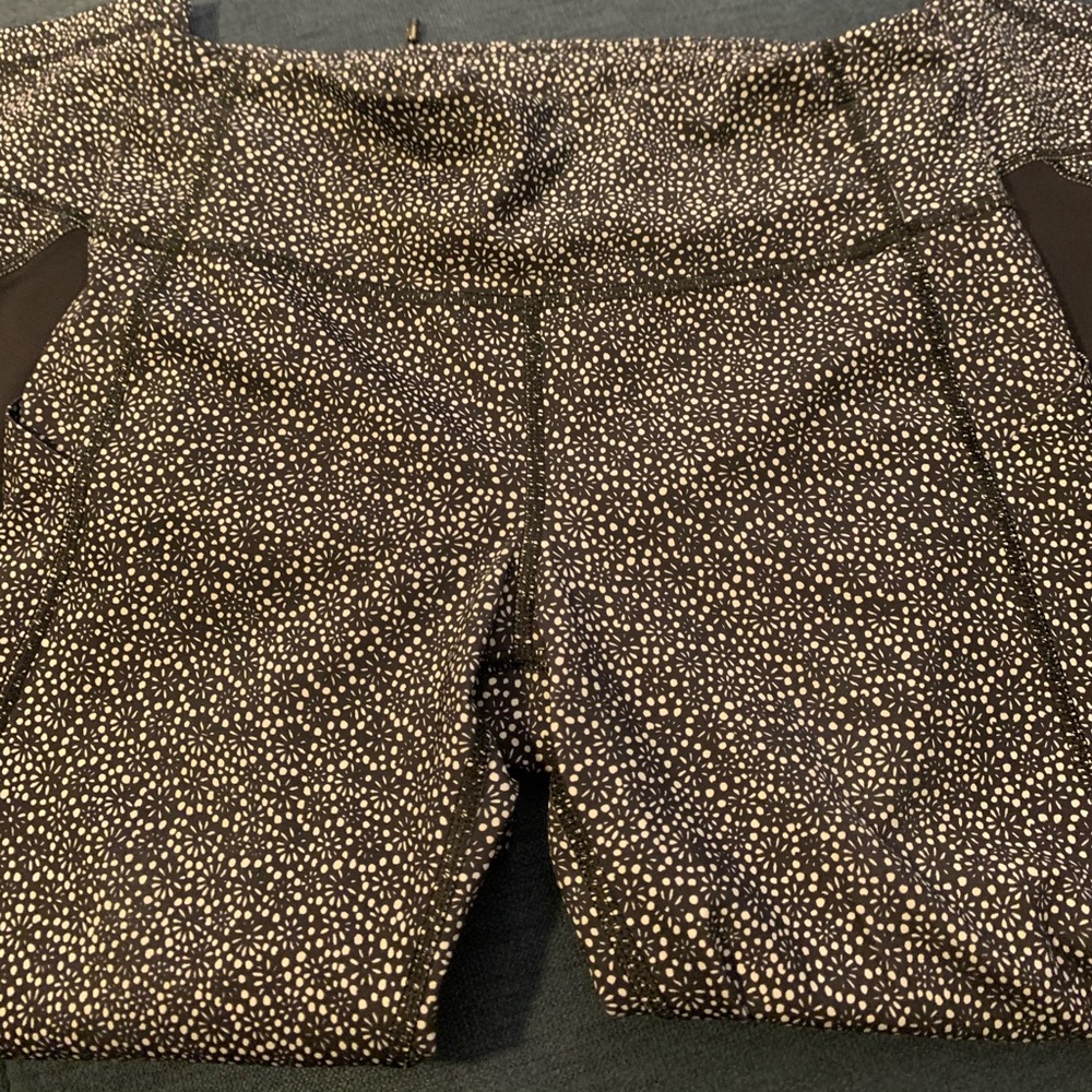 Lululemon Crop Leggings Size 4
